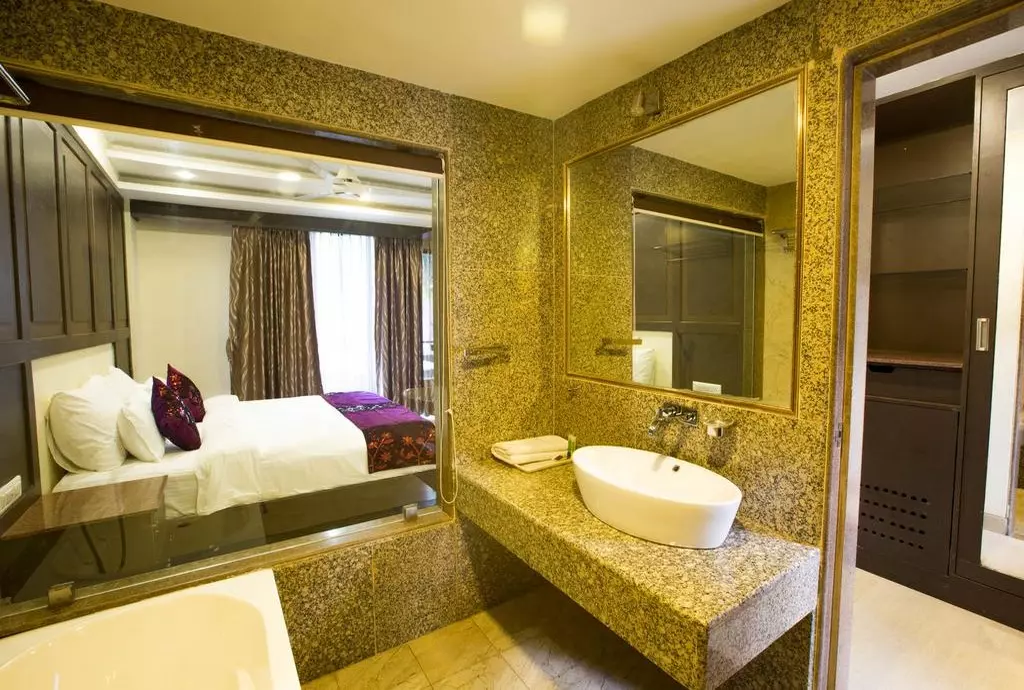 HOTEl grandeur de sanchi GOA_shabavizparvaz_12.jpg